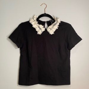 Detailed collar short sleeve shirt